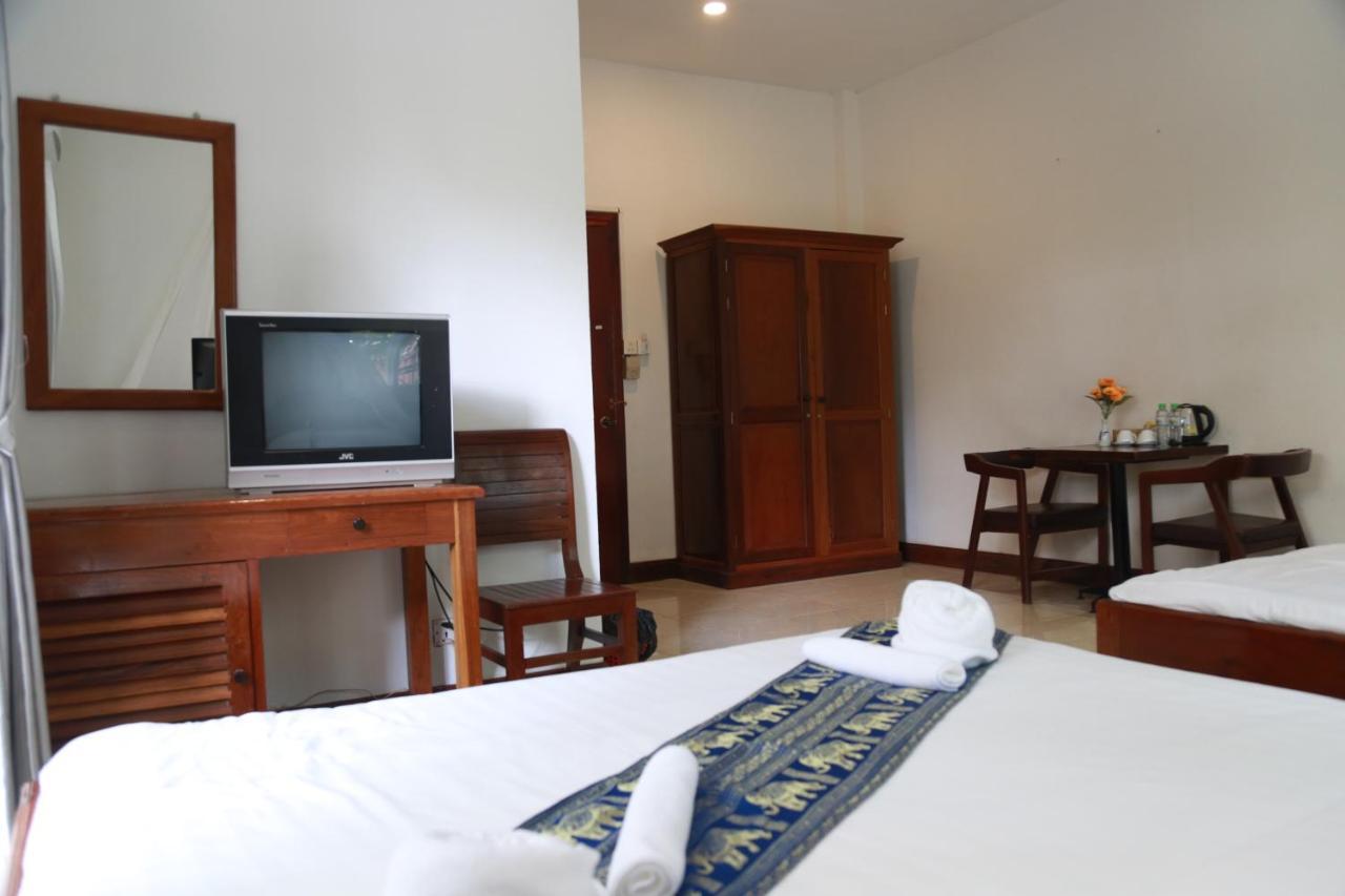 Smart Angkor Boutique Hotel Сием Реап Екстериор снимка