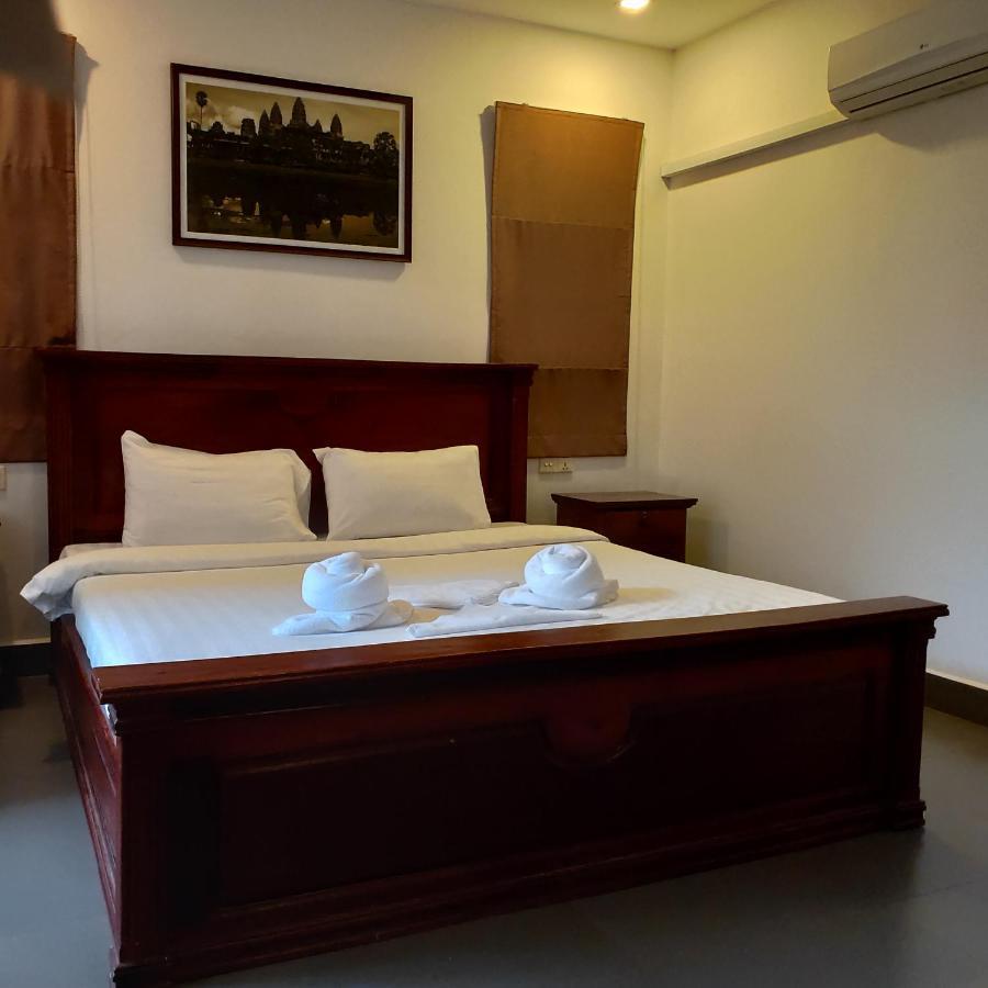 Smart Angkor Boutique Hotel Сием Реап Екстериор снимка